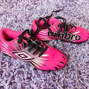 Umbro kids soccer cleats